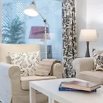 Modern In With Shared Pool マルベーリャ