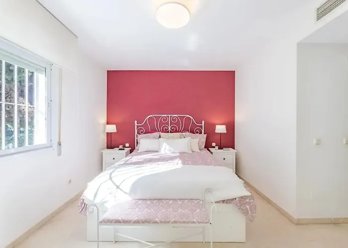 公寓 Modern In With Shared Pool