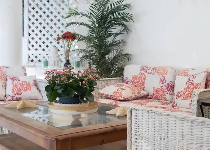 Modern In With Shared Pool Appartamento *