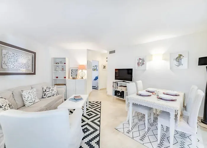 Appartamento Modern In With Shared Pool *